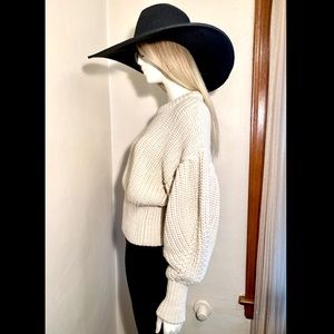 ZARA - Knit Sweater Beige Sz S